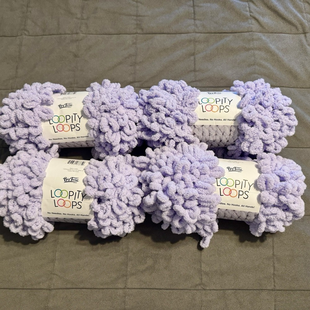 Big Twist Loopity Loops Yarn Lot 4 Lilac BCMLS-105 Finger Loop Chenille NEW